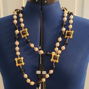 Elegant Black and Pearl Beaded Statement Necklace